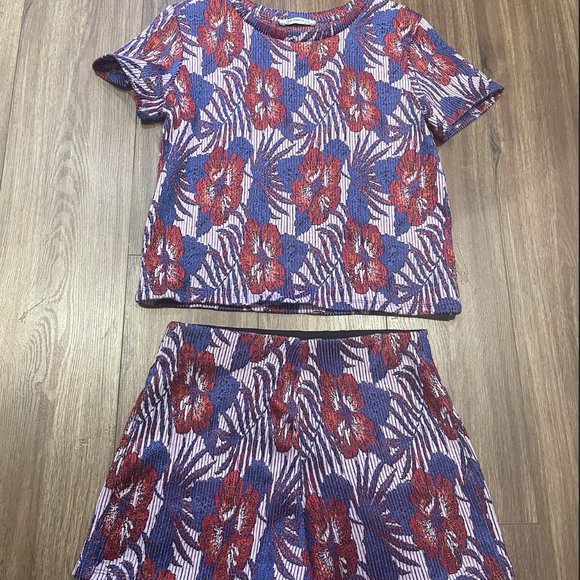 Brand new, Zara 2 piece set. floral design, size s - Picture 7 of 7